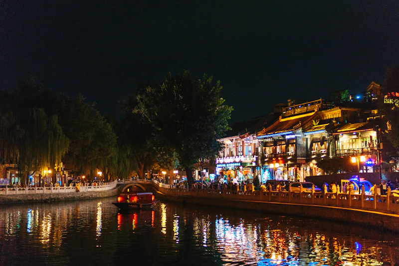 A river that has a bunch of buildings on it